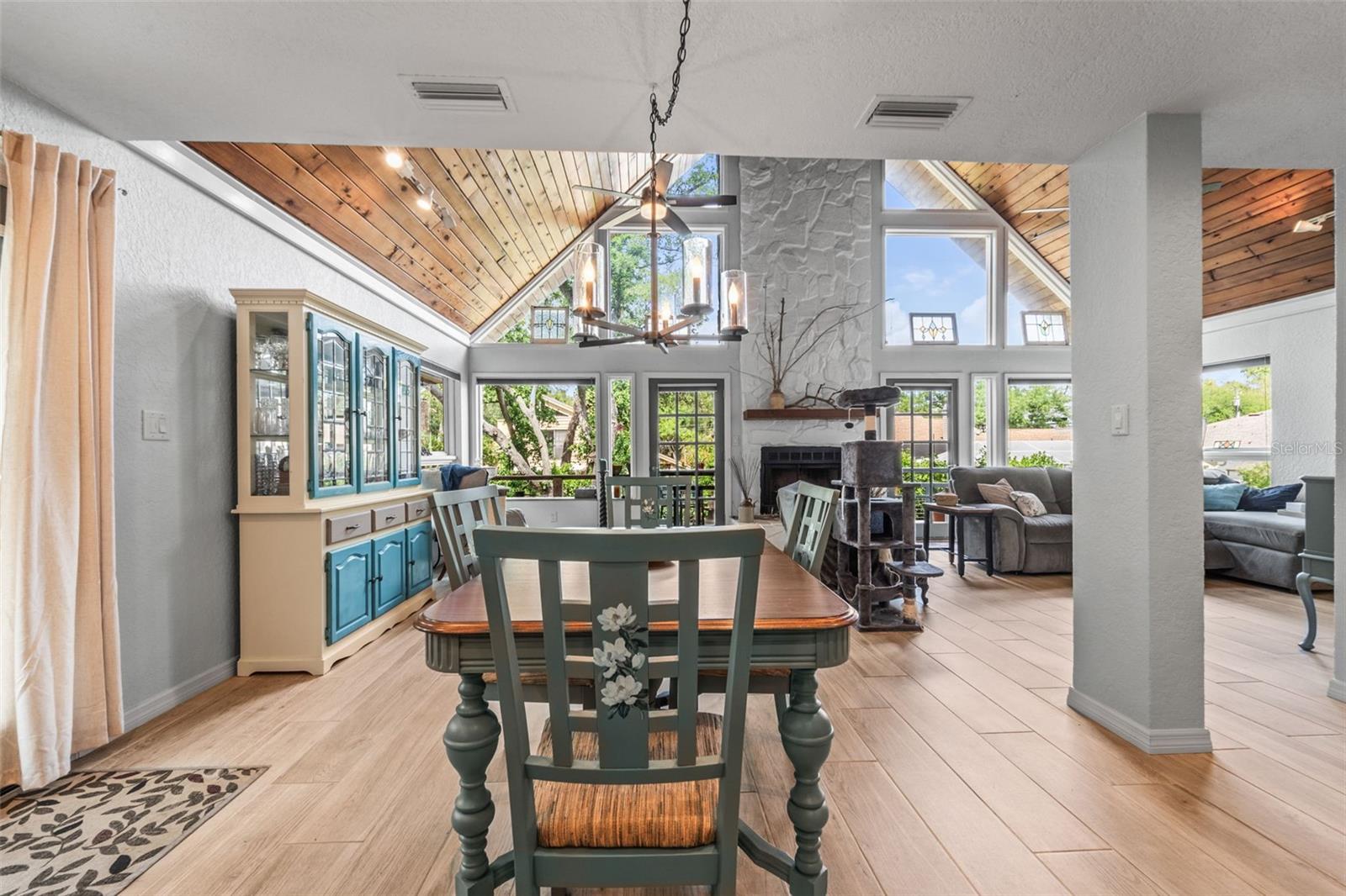 HARBOR VIEW 1 - Residential