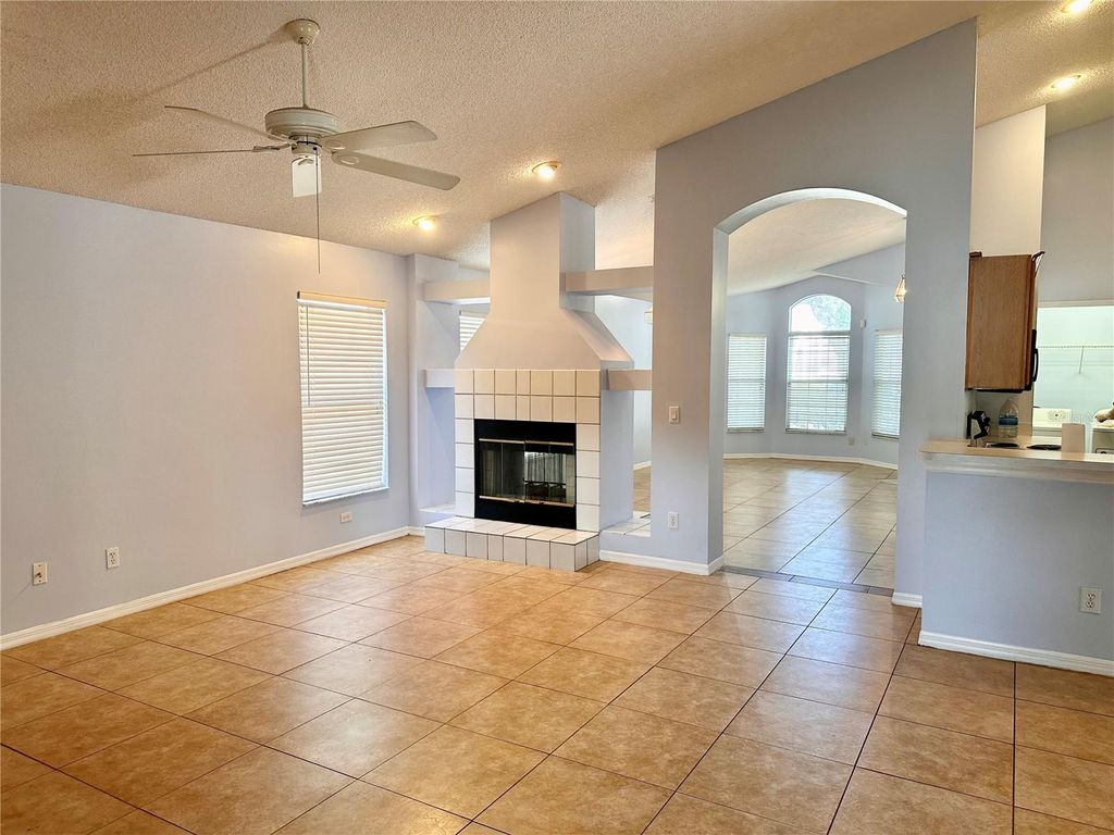 Photo of 8214 Woodsworth Drive, Orlando, FL 32817 (MLS # O6404310)