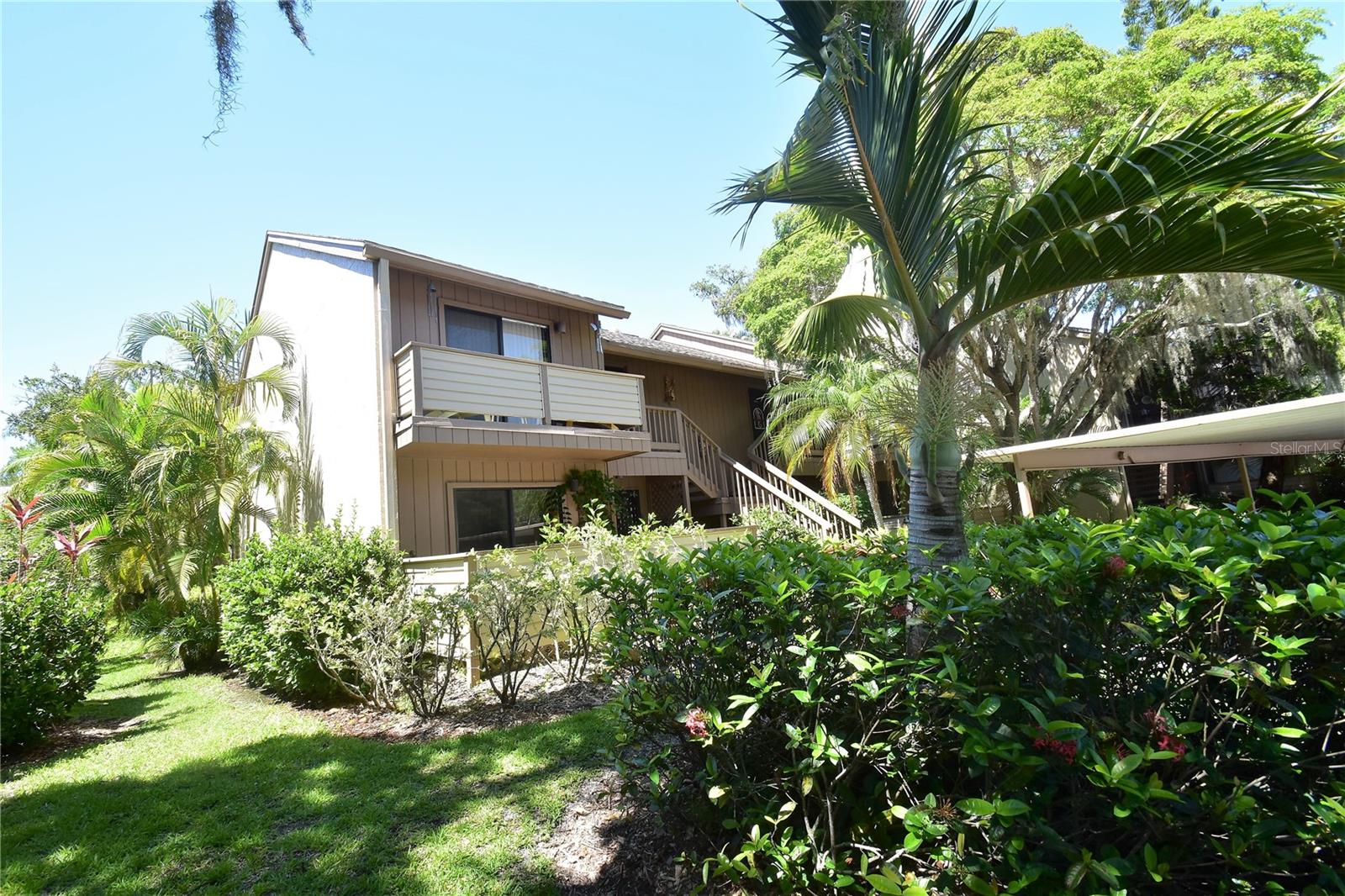***Available May 2025 THRU NOVEMBER 2025 ***TENANTS CANNOT have PETS.
Perfect light and bright one bedroom one bath END UNIT comes furnished. With a beautiful views of bird sanctuary and steps a from the pool. Come and relax!!!! Located in South Sarasota minutes to Siesta Key beach stores restaurants Costco and much more. Located in S. Sarasota on the Intercoastal Waterway, you can cross the street to an 87-slip harbor with a boardwalk to watch the sunset. Amenities include: woodworking, sculpting & art studio, 6 pools, yoga, tennis, pickle ball water aerobics, biking, new exercise room, kayak launch & slips to name a few activities. Enjoy the performing arts, annual art show, poetry & writer's group, cinema & culinary club, bridge and fiber arts club. The lush tropical setting starts to relax you as soon as you drive past the gate boasting fruit trees, bird watching and manatee sightings in the harbor. Pelican Cove is located on the Intracoastal Waterway and is only a short drive to Siesta Key voted the #1 Beach in the Country.
