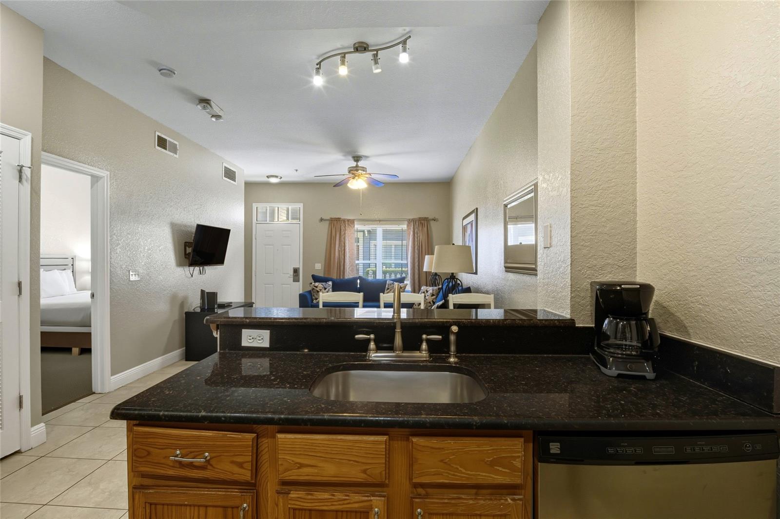 VILLAS AT SEVEN DWARFS LANE CONDO - Residential