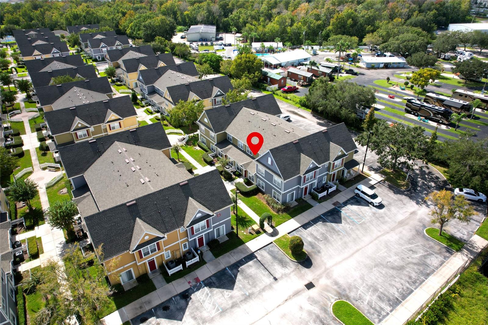 VILLAS AT SEVEN DWARFS LANE CONDO - Residential