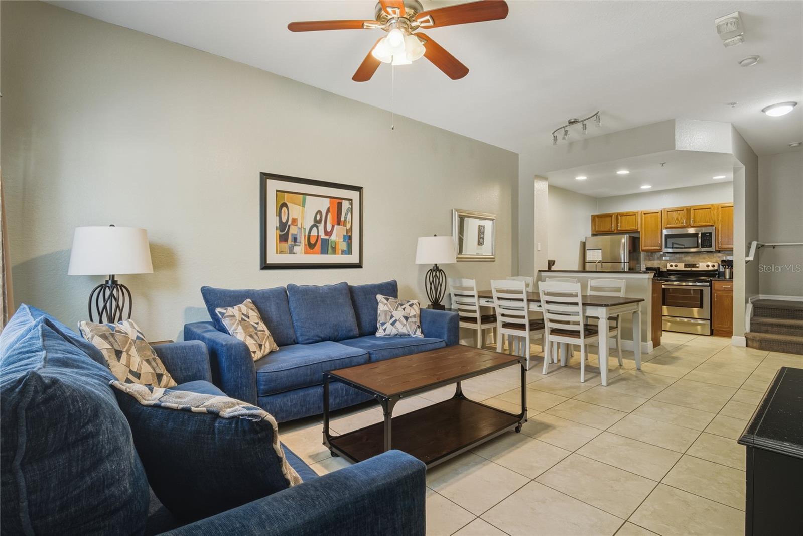 VILLAS AT SEVEN DWARFS LANE CONDO - Residential