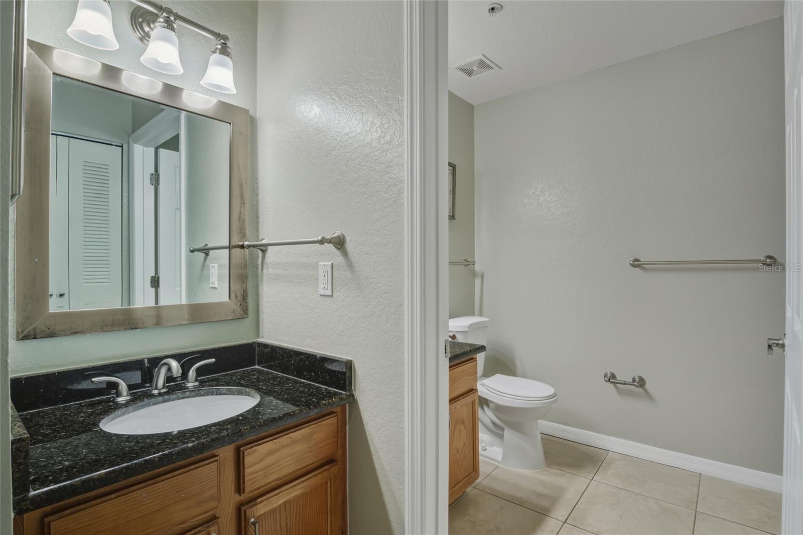 VILLAS AT SEVEN DWARFS LANE CONDO - Residential