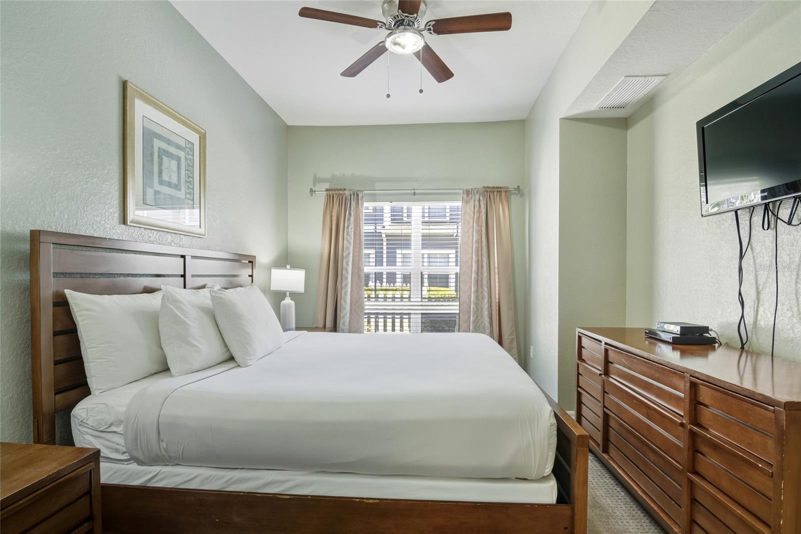 VILLAS AT SEVEN DWARFS LANE CONDO - Residential