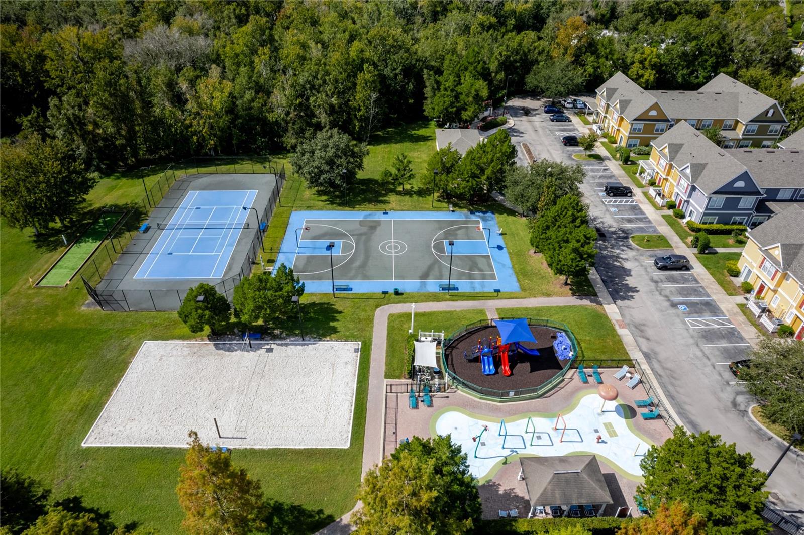 VILLAS AT SEVEN DWARFS LANE CONDO - Residential