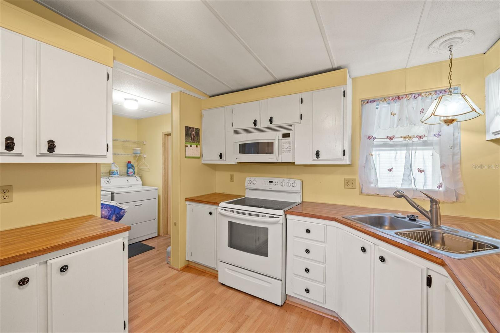 TANGLEWOOD MOBILE VILLAGE - Residential