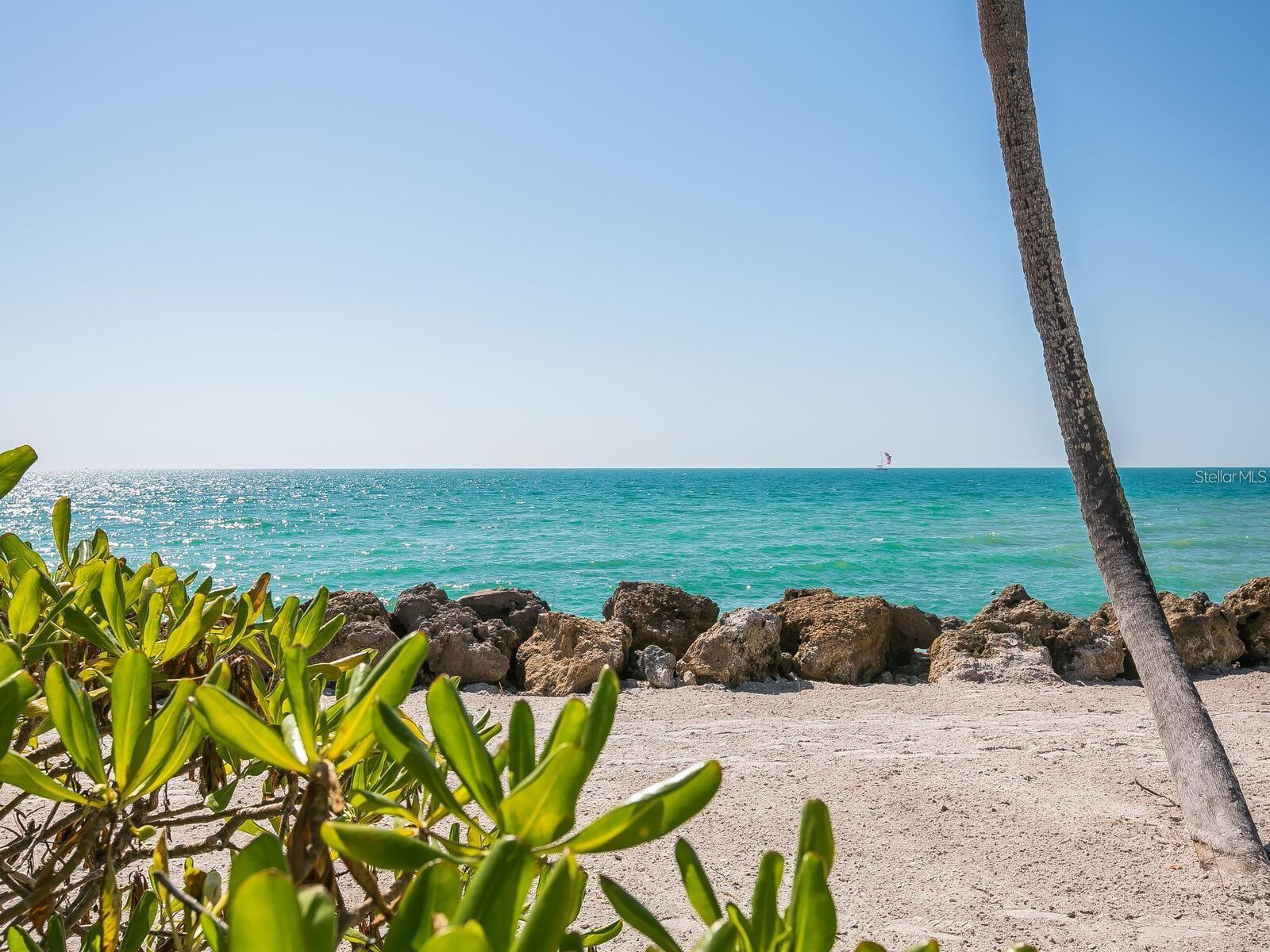 SANDERLING CLUB - Residential Lease