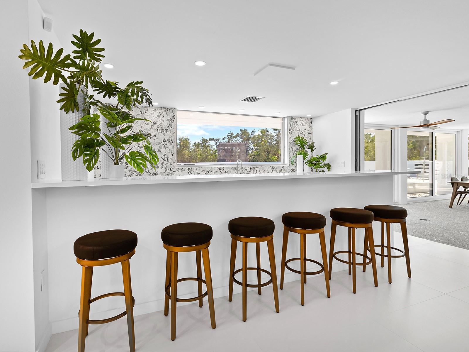 SANDERLING CLUB - Residential Lease