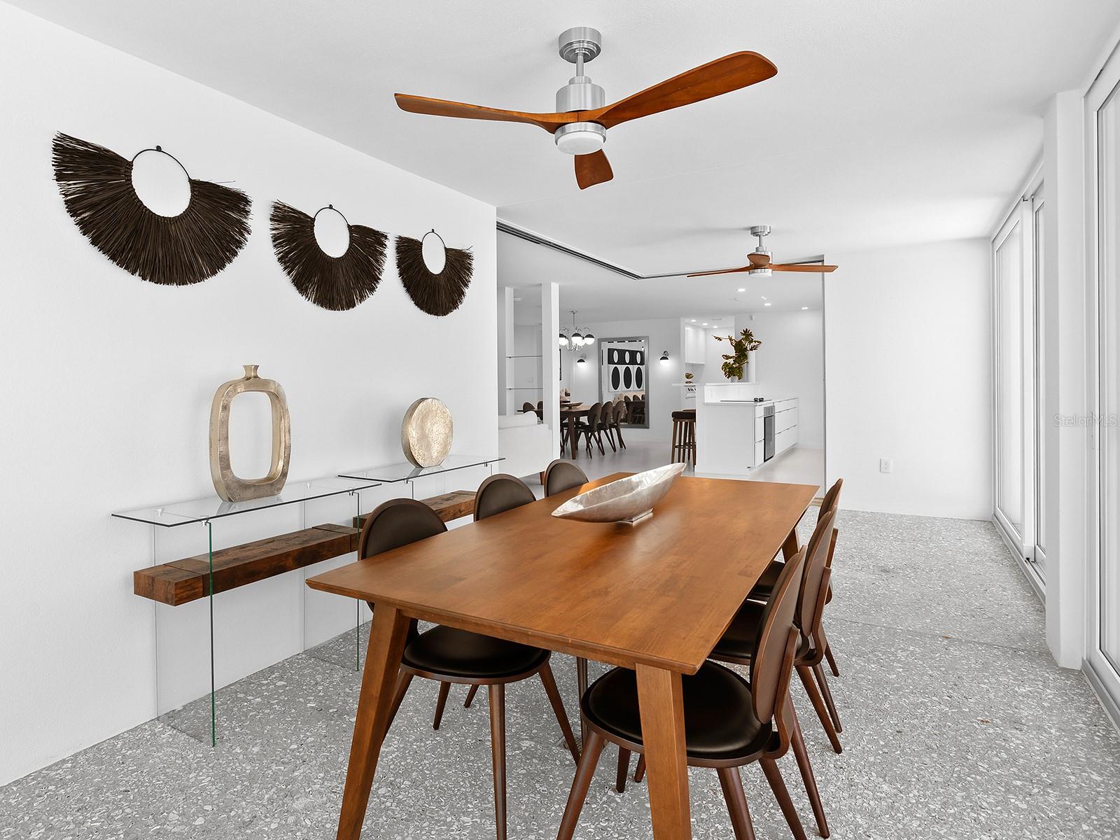 SANDERLING CLUB - Residential Lease