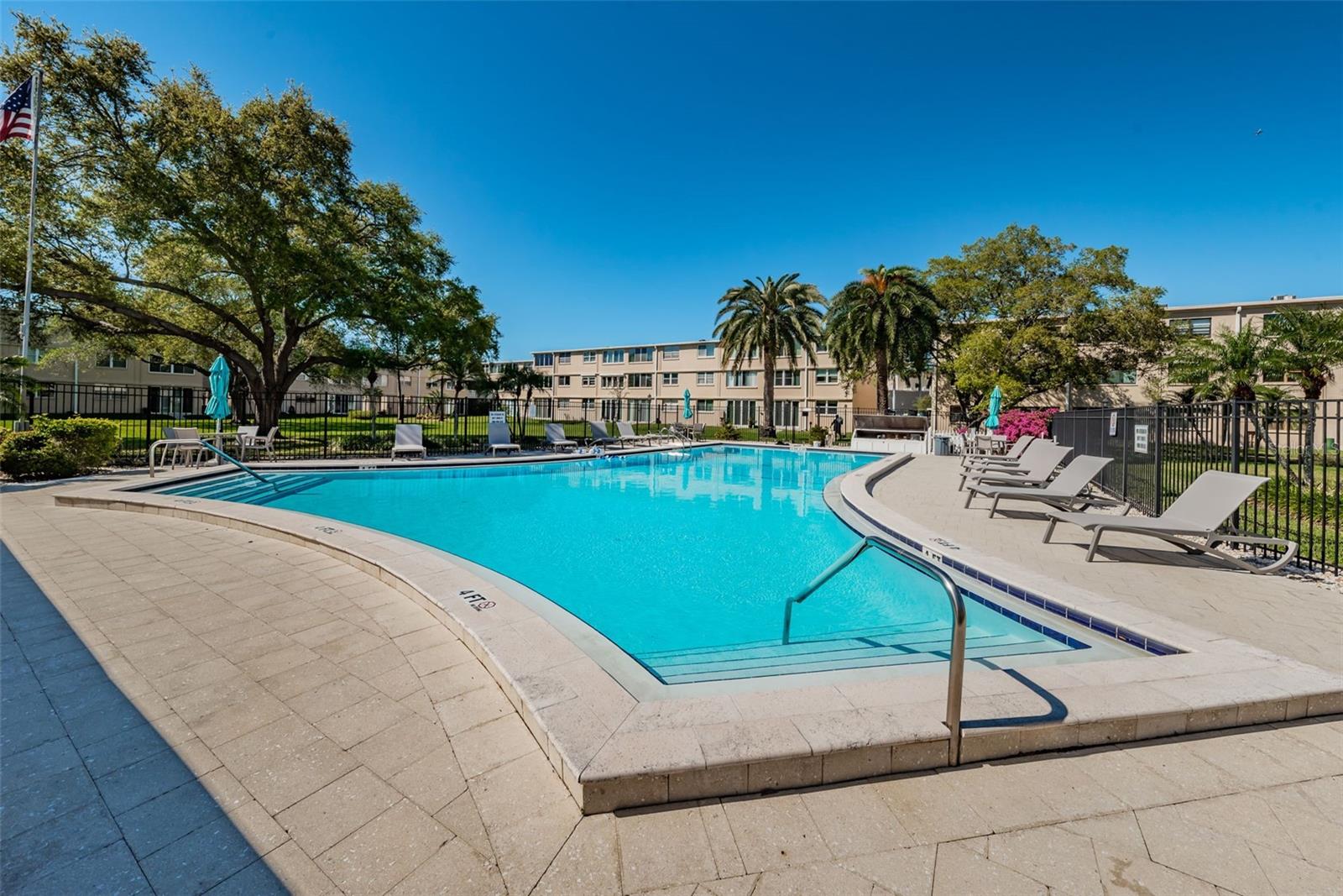 WINSTON PARK NORTHEAST - Residential