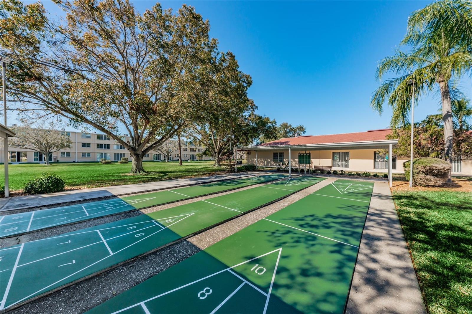 WINSTON PARK NORTHEAST - Residential