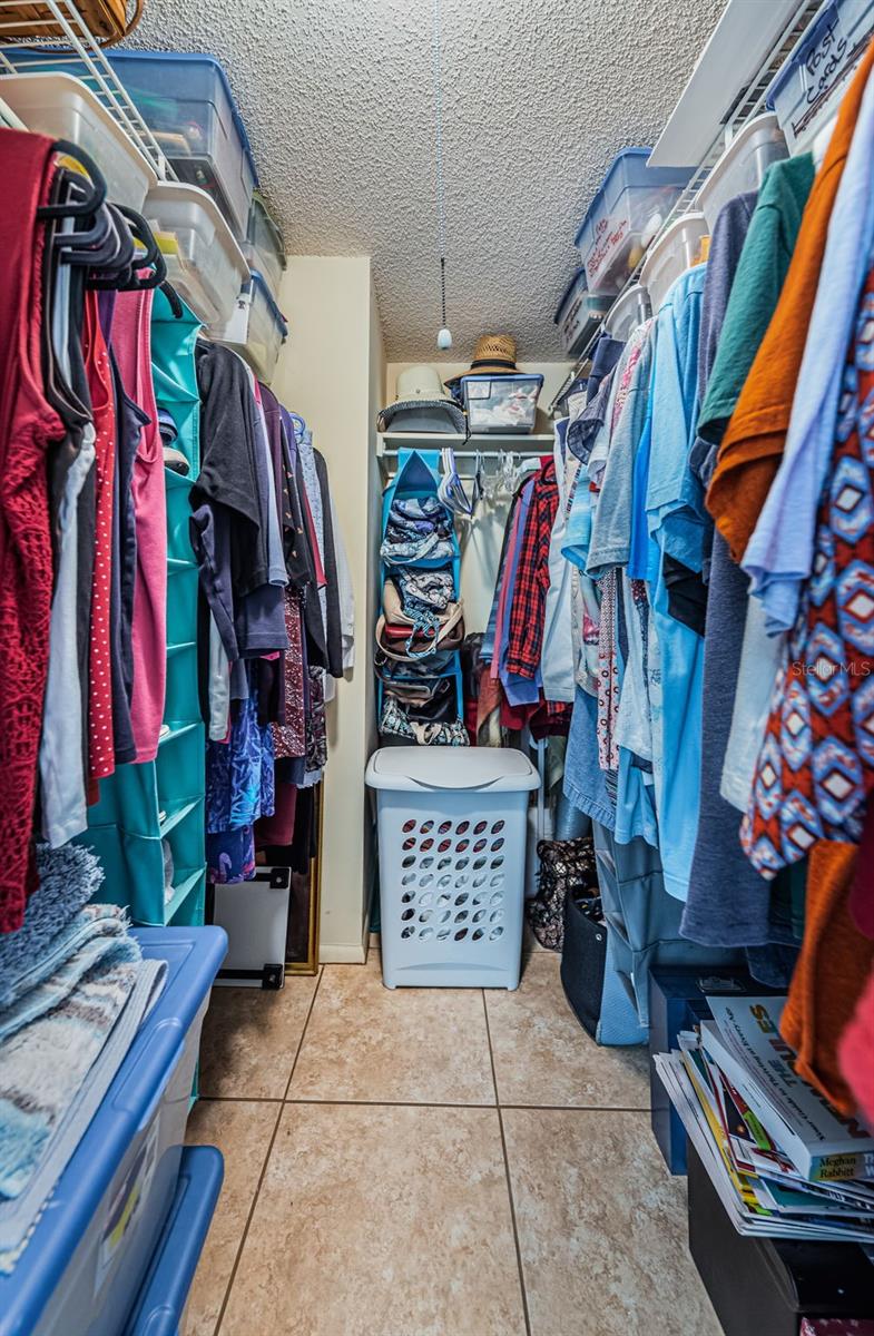 WINSTON PARK NORTHEAST - Residential