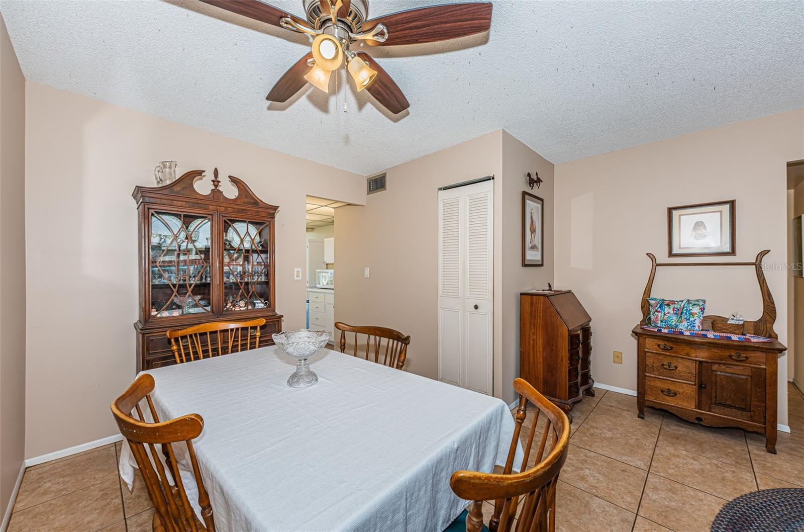 WINSTON PARK NORTHEAST - Residential