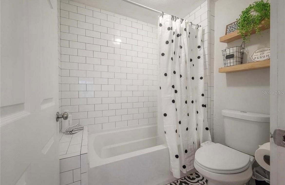 BAYSHORE BEAUTIFUL SUB - Residential