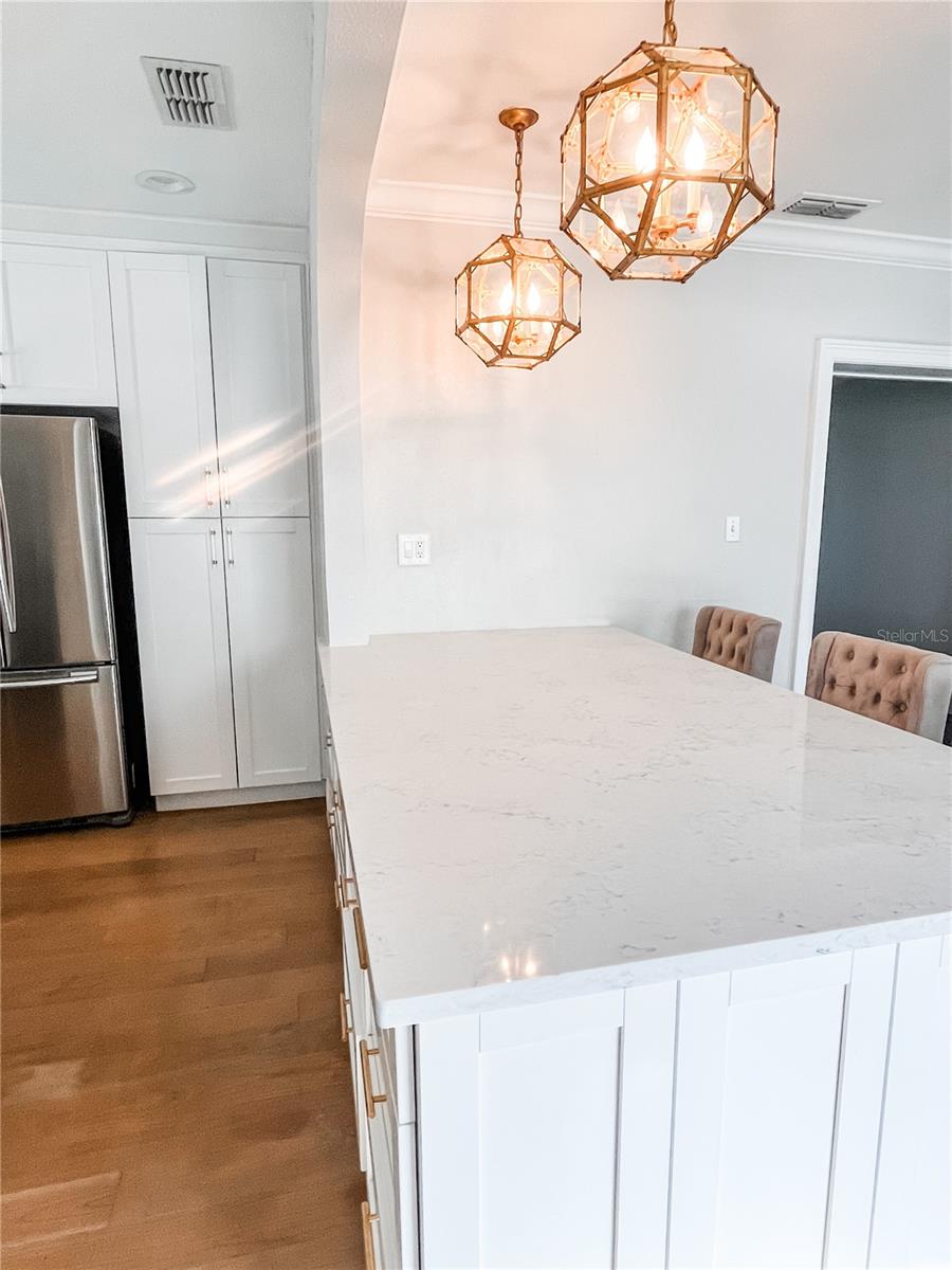 BAYSHORE BEAUTIFUL SUB - Residential