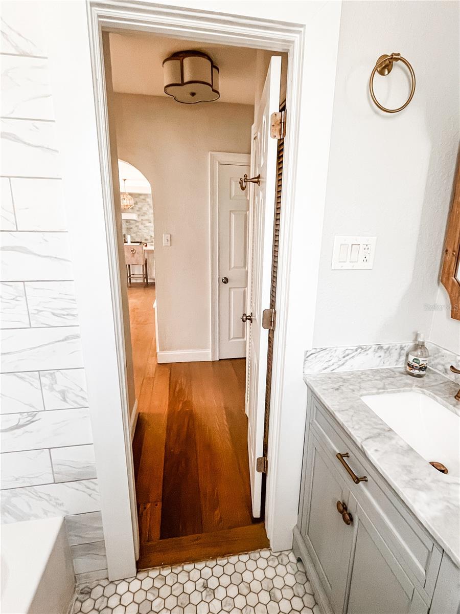 BAYSHORE BEAUTIFUL SUB - Residential