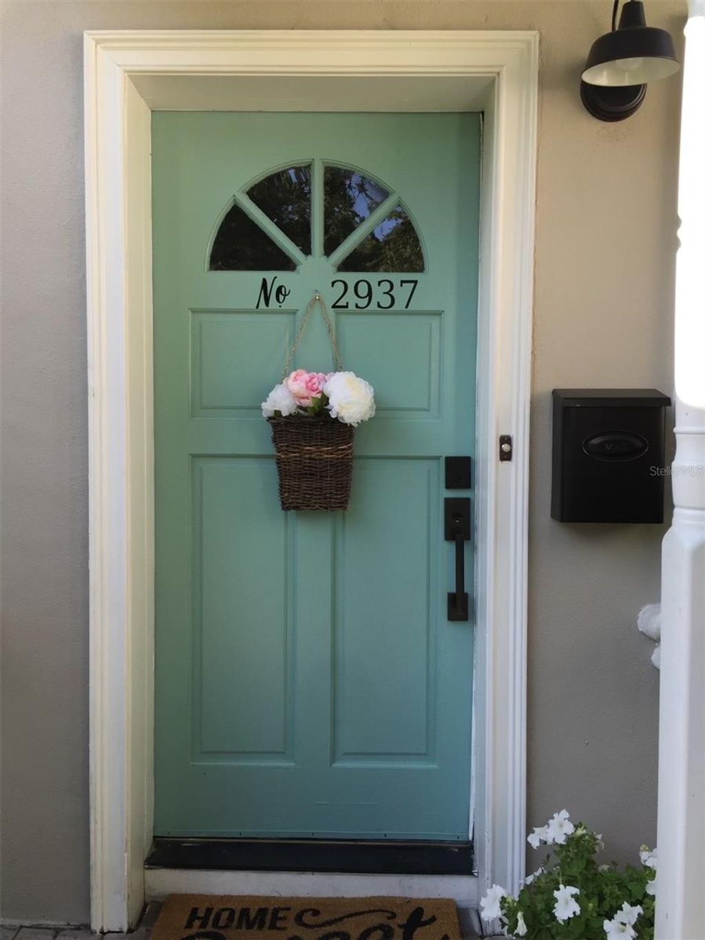 Photo of 2937 W Coachman Avenue, Tampa, FL 33611 (MLS # TB8447275)