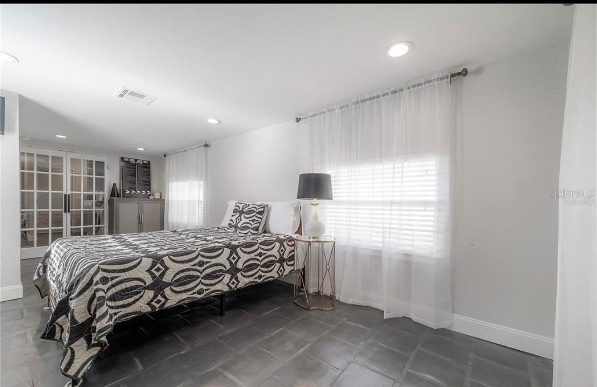 BAYSHORE BEAUTIFUL SUB - Residential