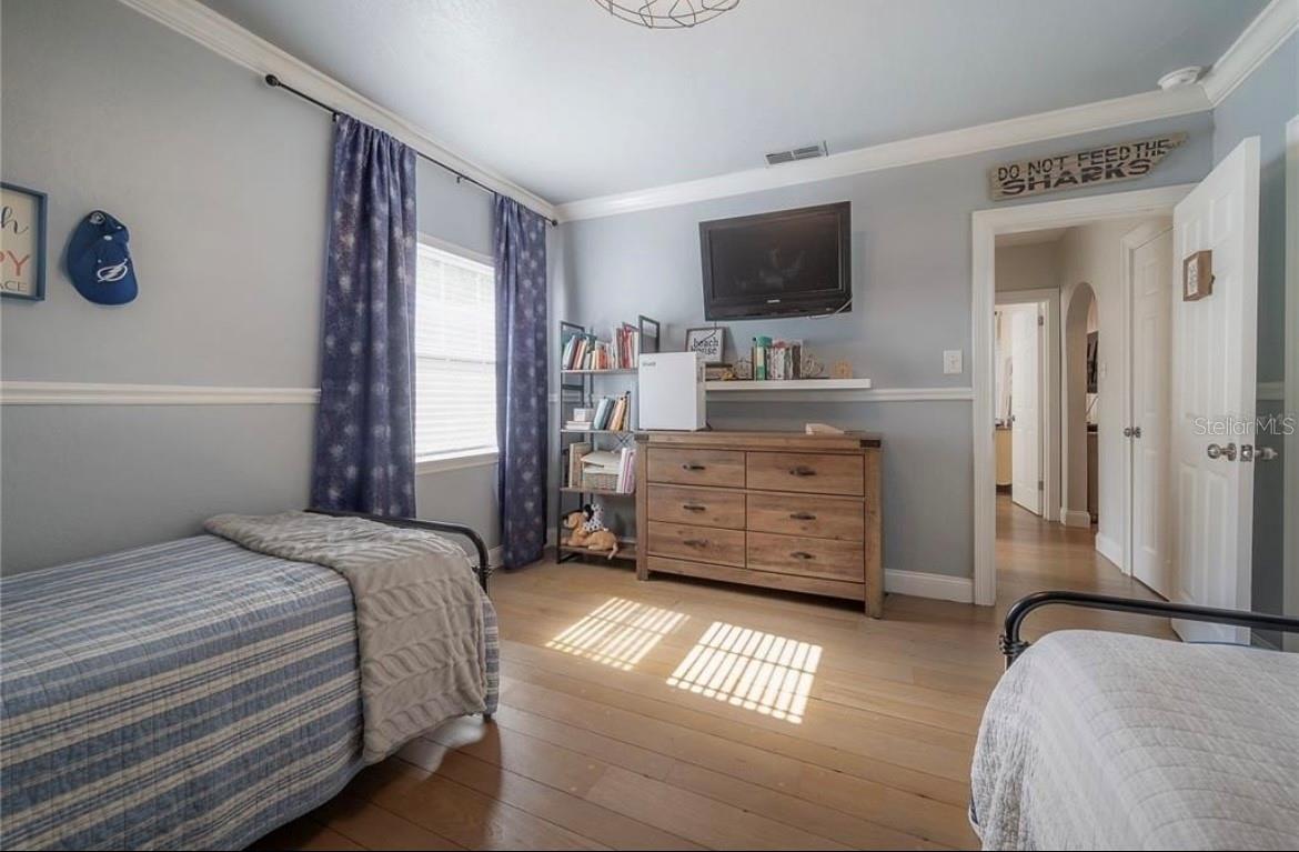 BAYSHORE BEAUTIFUL SUB - Residential