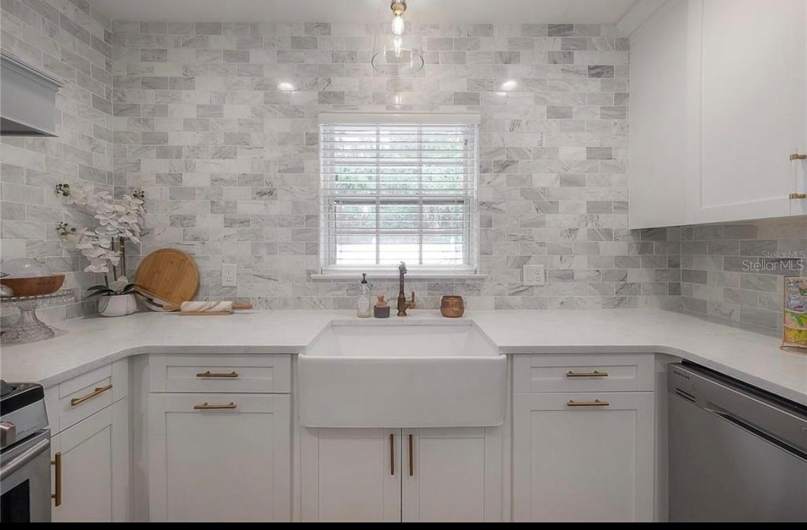 BAYSHORE BEAUTIFUL SUB - Residential