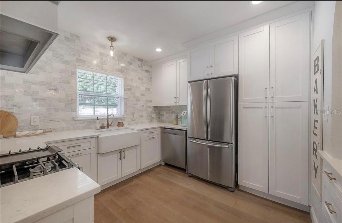 BAYSHORE BEAUTIFUL SUB - Residential