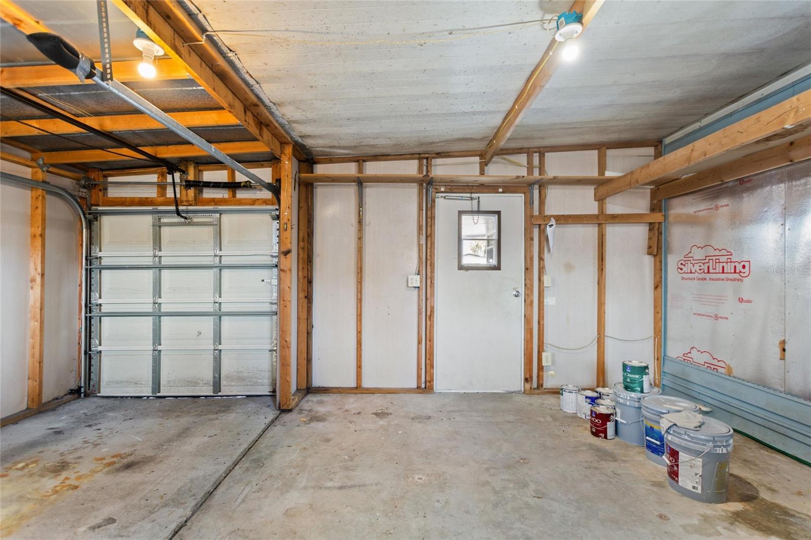 LADY LAKE ORANGE BLOSSOM GARDENS UNIT 12 - Residential