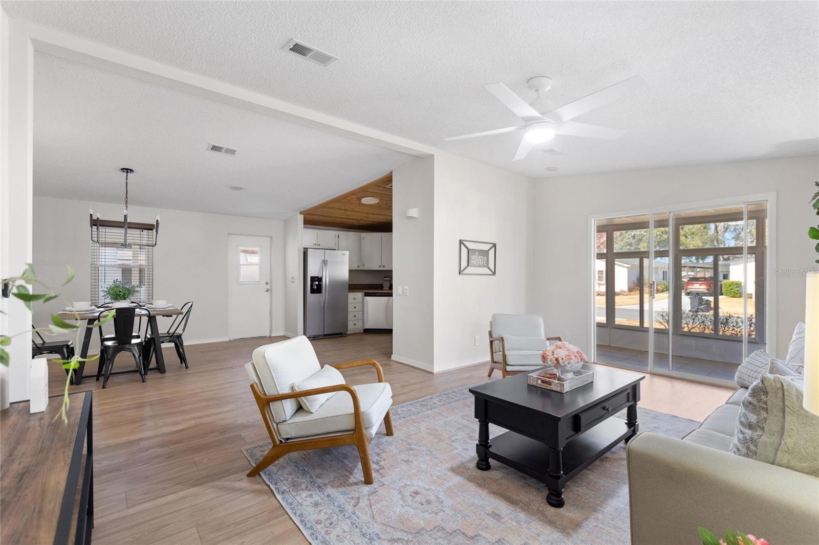 LADY LAKE ORANGE BLOSSOM GARDENS UNIT 12 - Residential