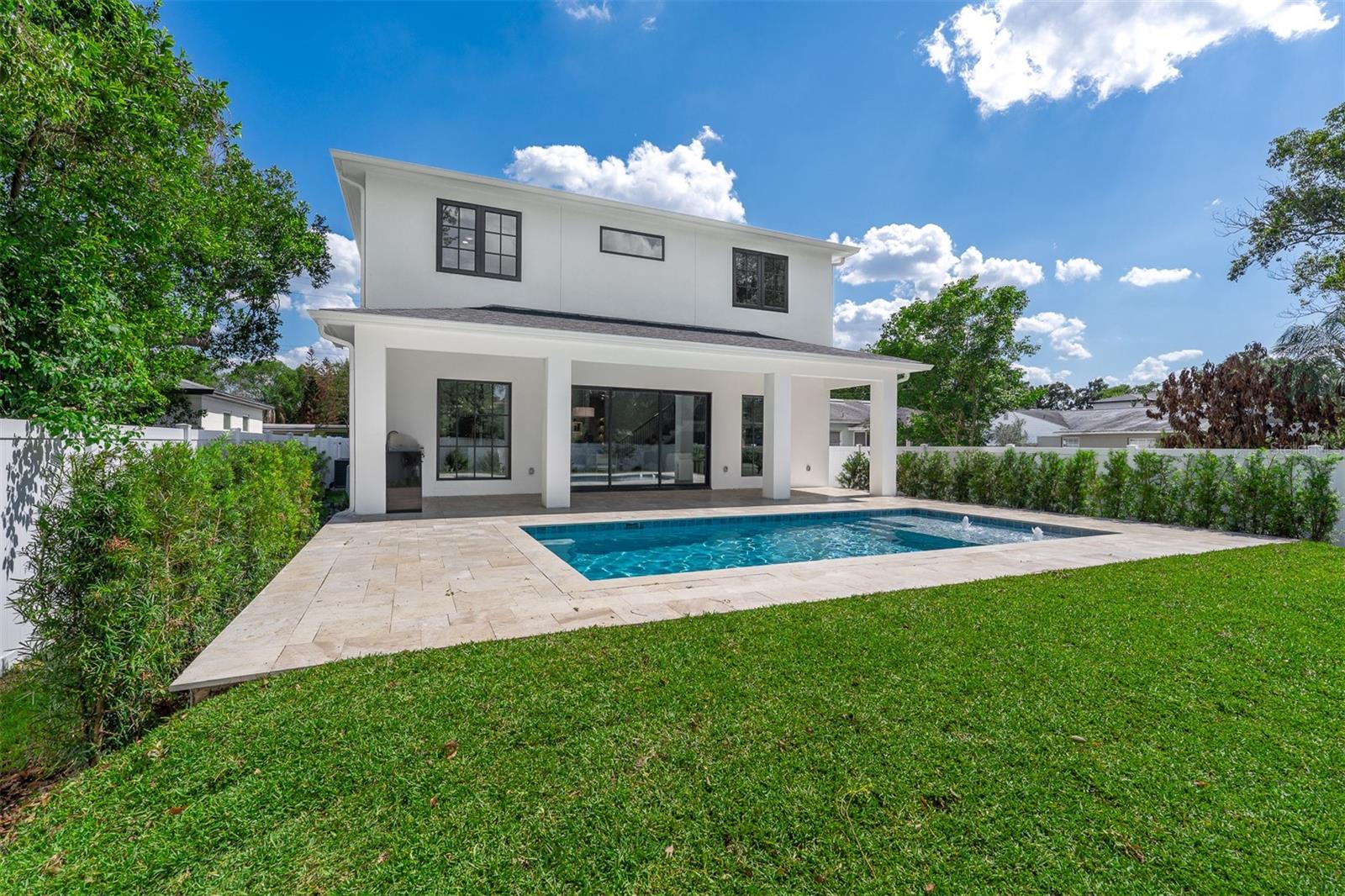 COLLEGE PARK - Residential