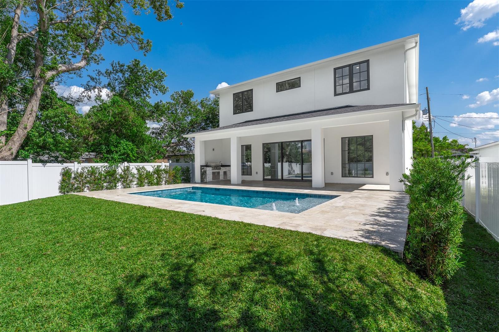 COLLEGE PARK - Residential