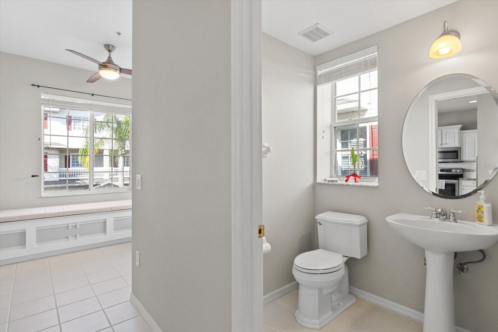 RIVERBAY TWNHMS PH ONE - Residential