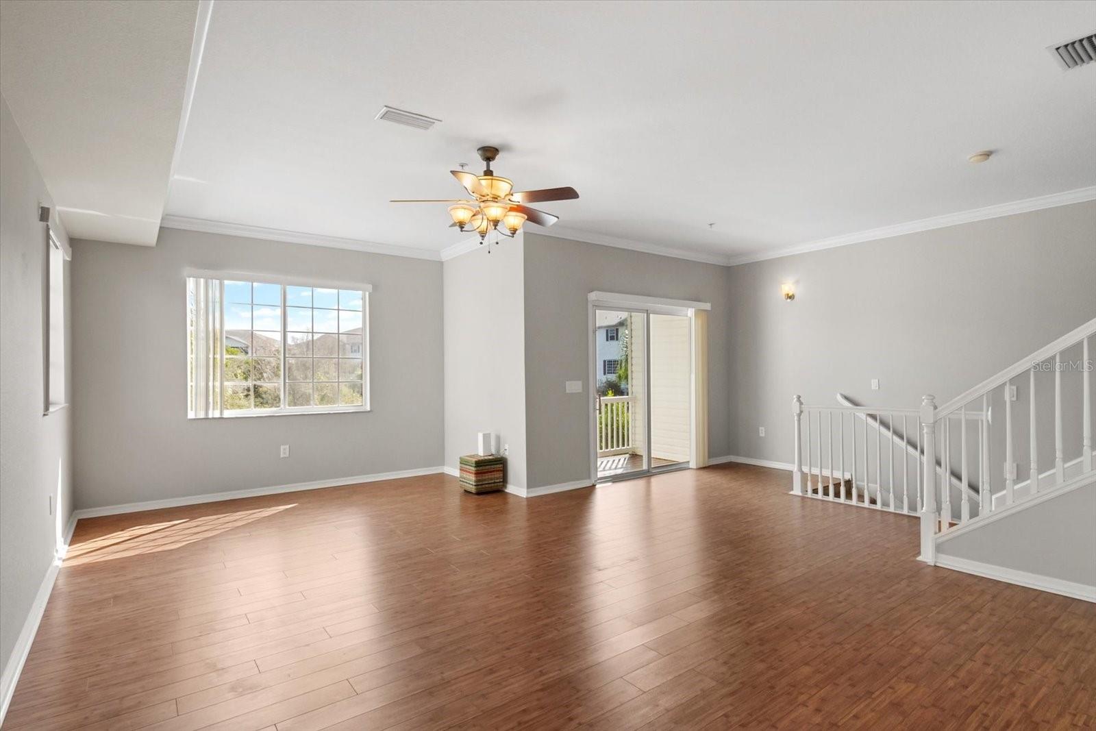 RIVERBAY TWNHMS PH ONE - Residential