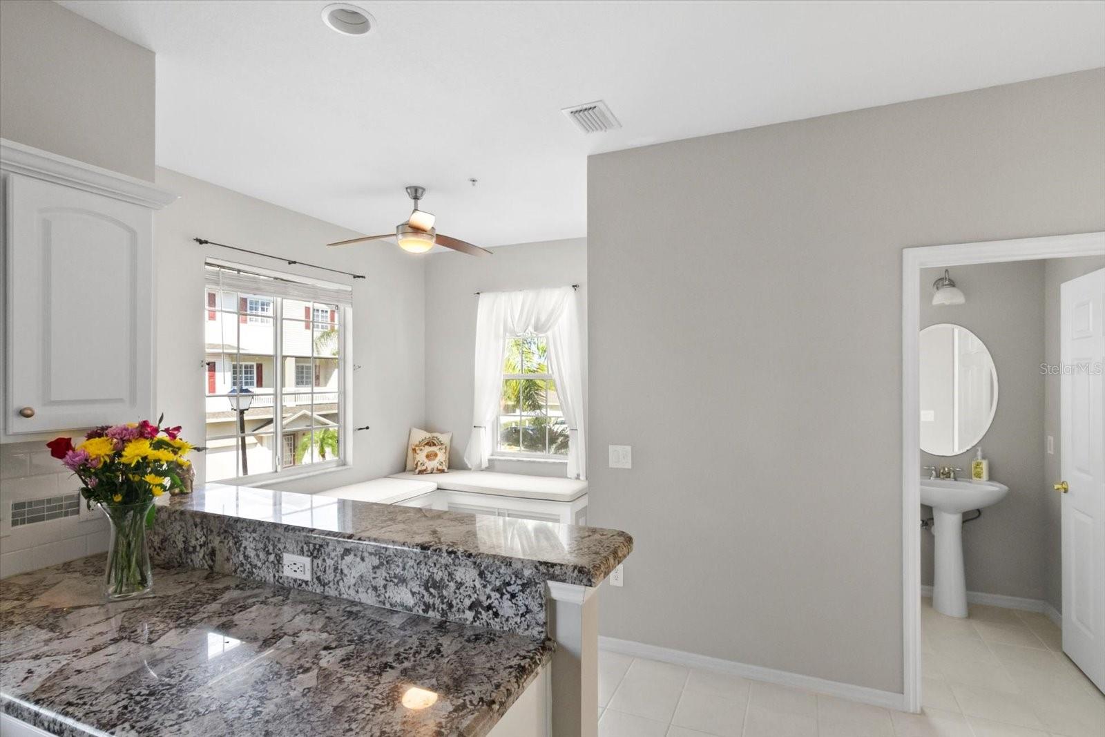 RIVERBAY TWNHMS PH ONE - Residential