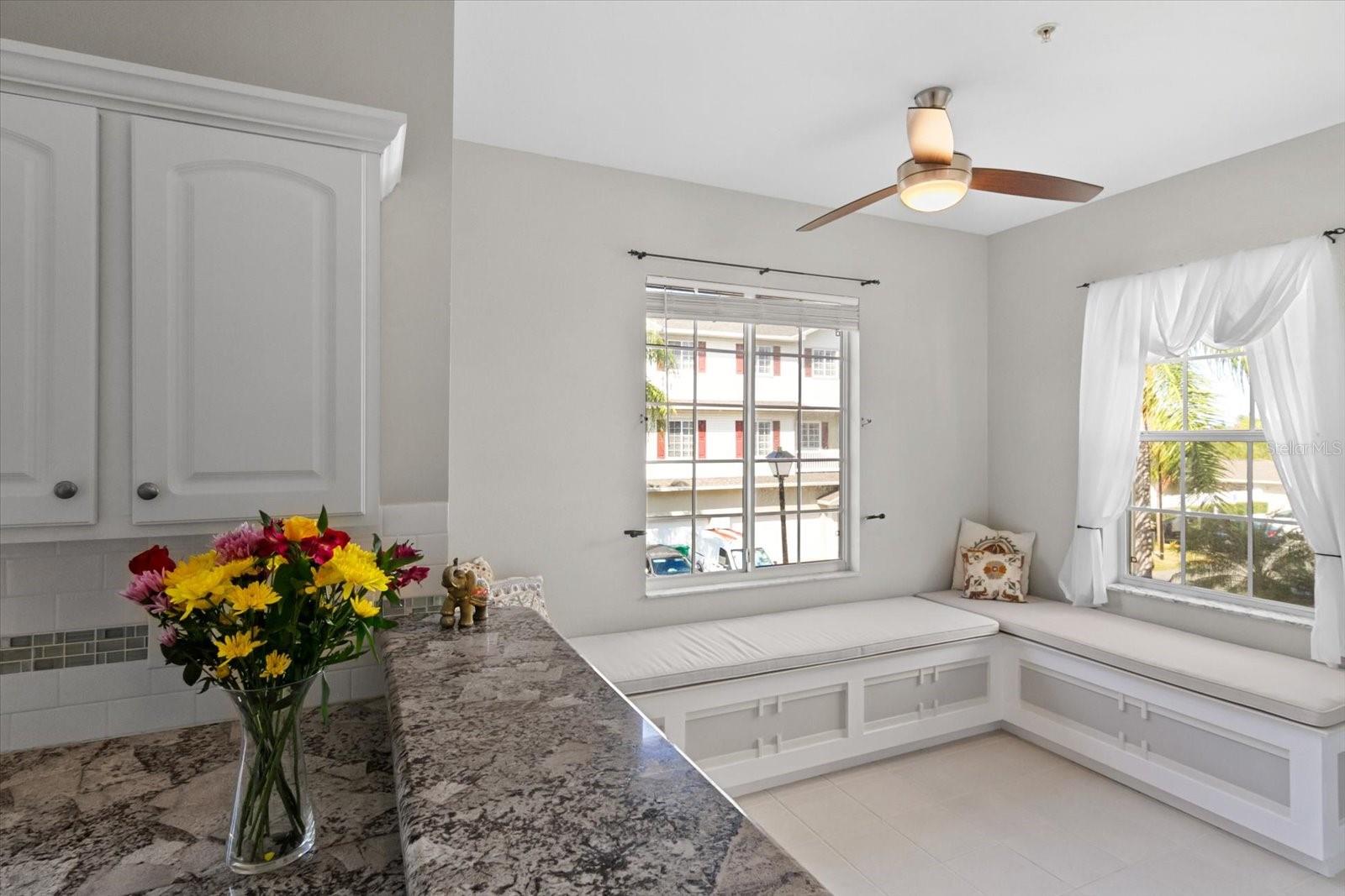 RIVERBAY TWNHMS PH ONE - Residential