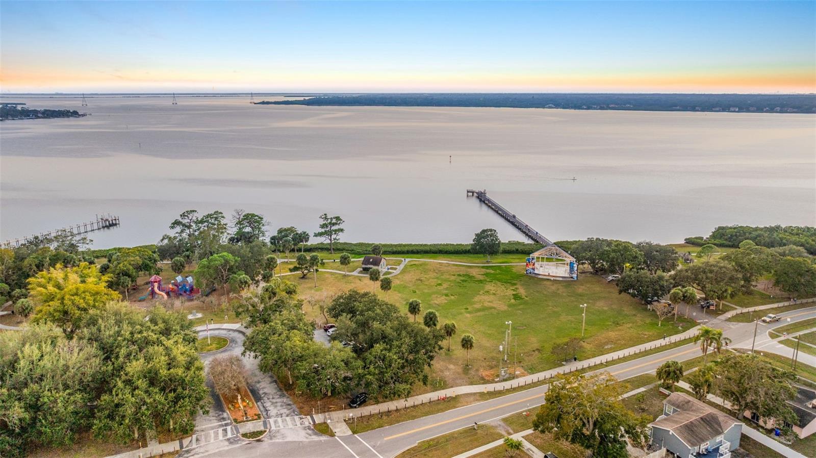 SEASIDE ESTATES - Residential