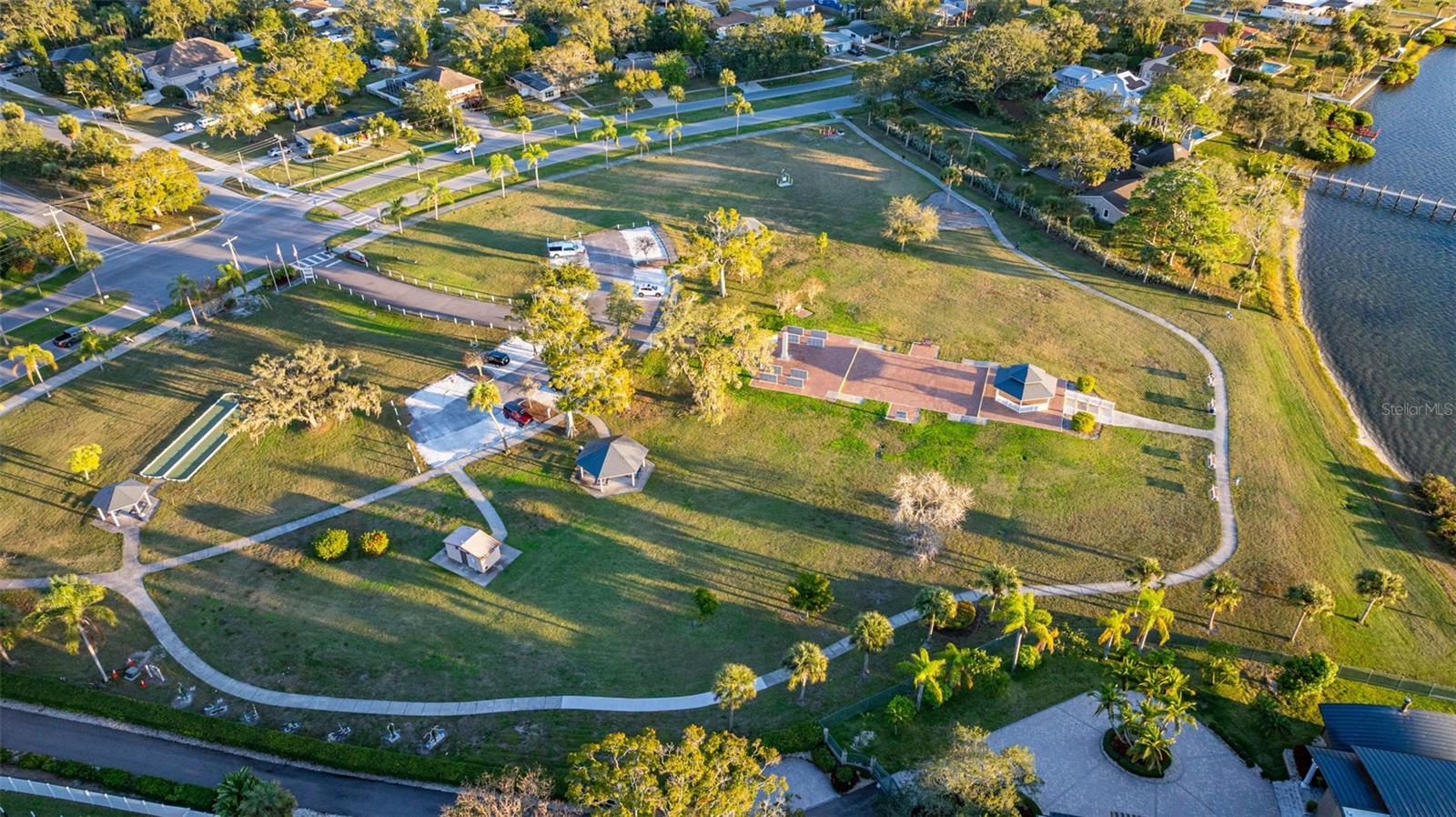 SEASIDE ESTATES - Residential