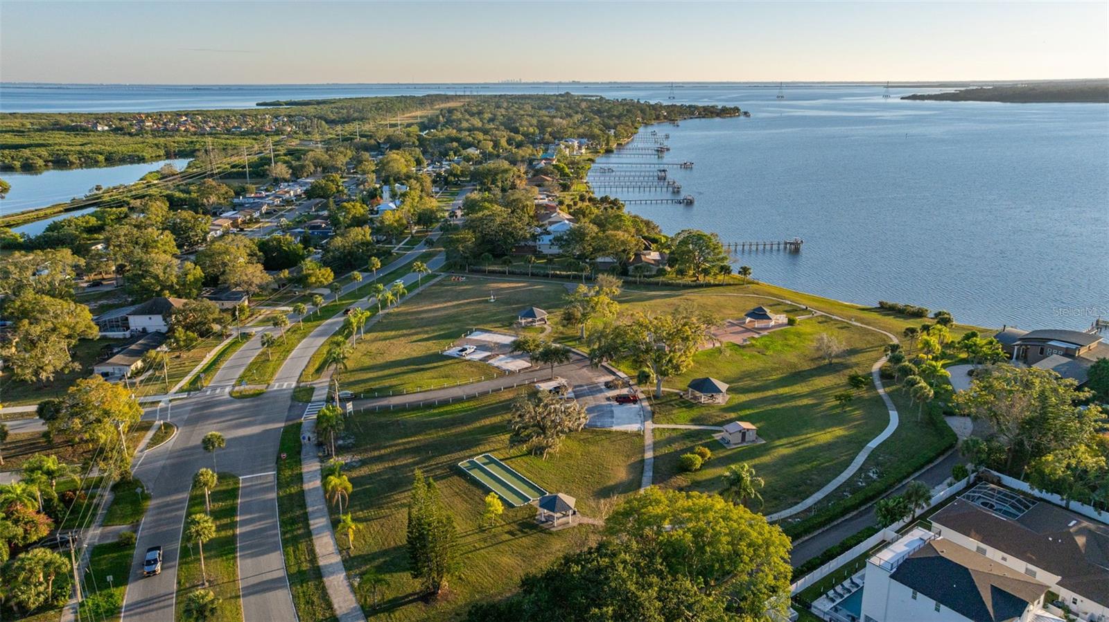 SEASIDE ESTATES - Residential