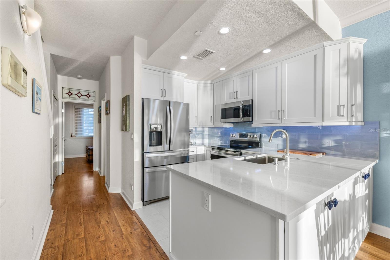 SEASIDE ESTATES - Residential