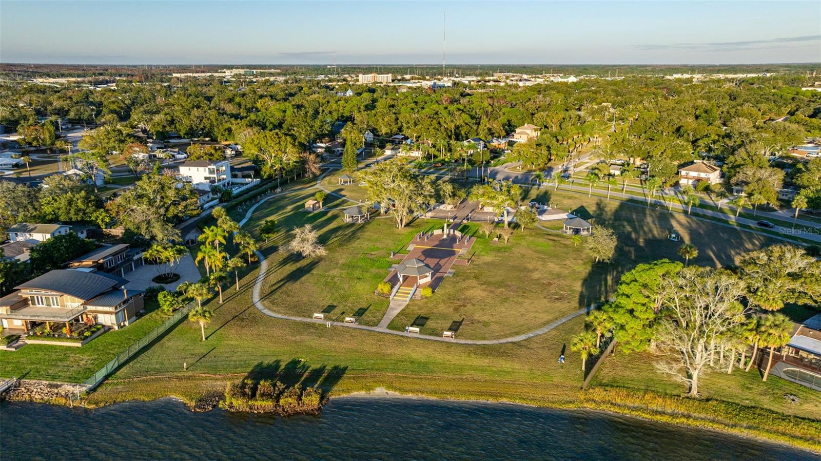 SEASIDE ESTATES - Residential