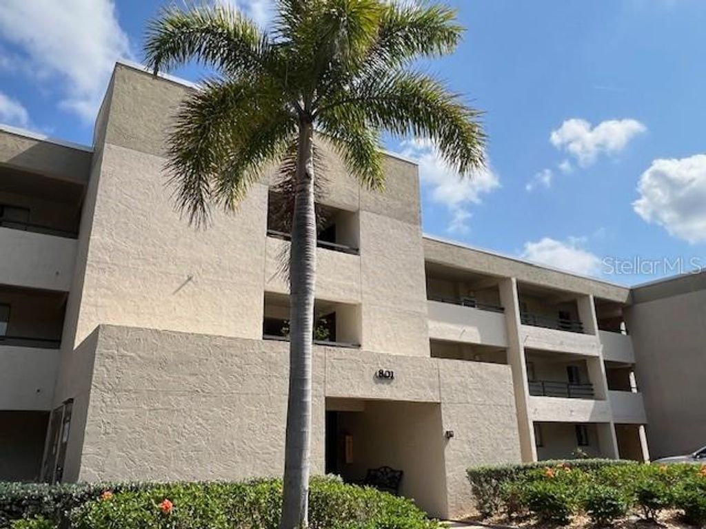 Photo of 801 Islamorada Boulevard #23B, Punta Gorda, FL 33955 (MLS # C7501783)