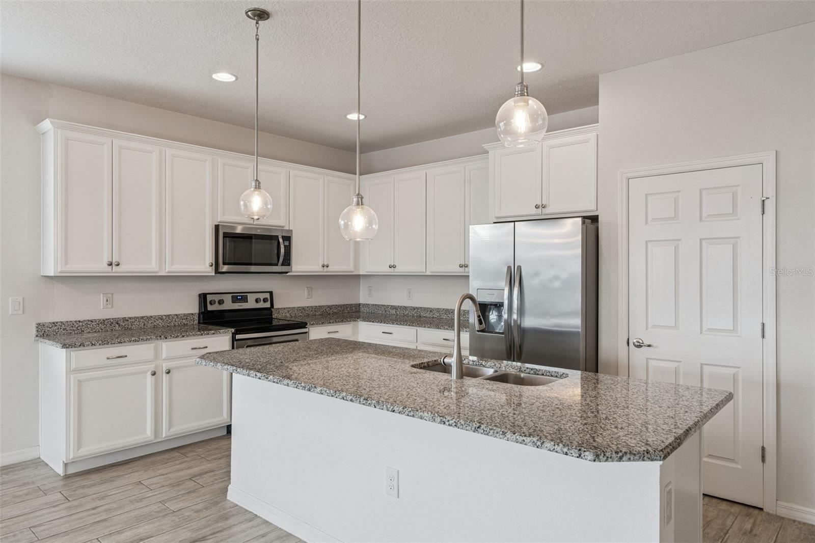 CARLISLE GRAND PH 2 - Residential