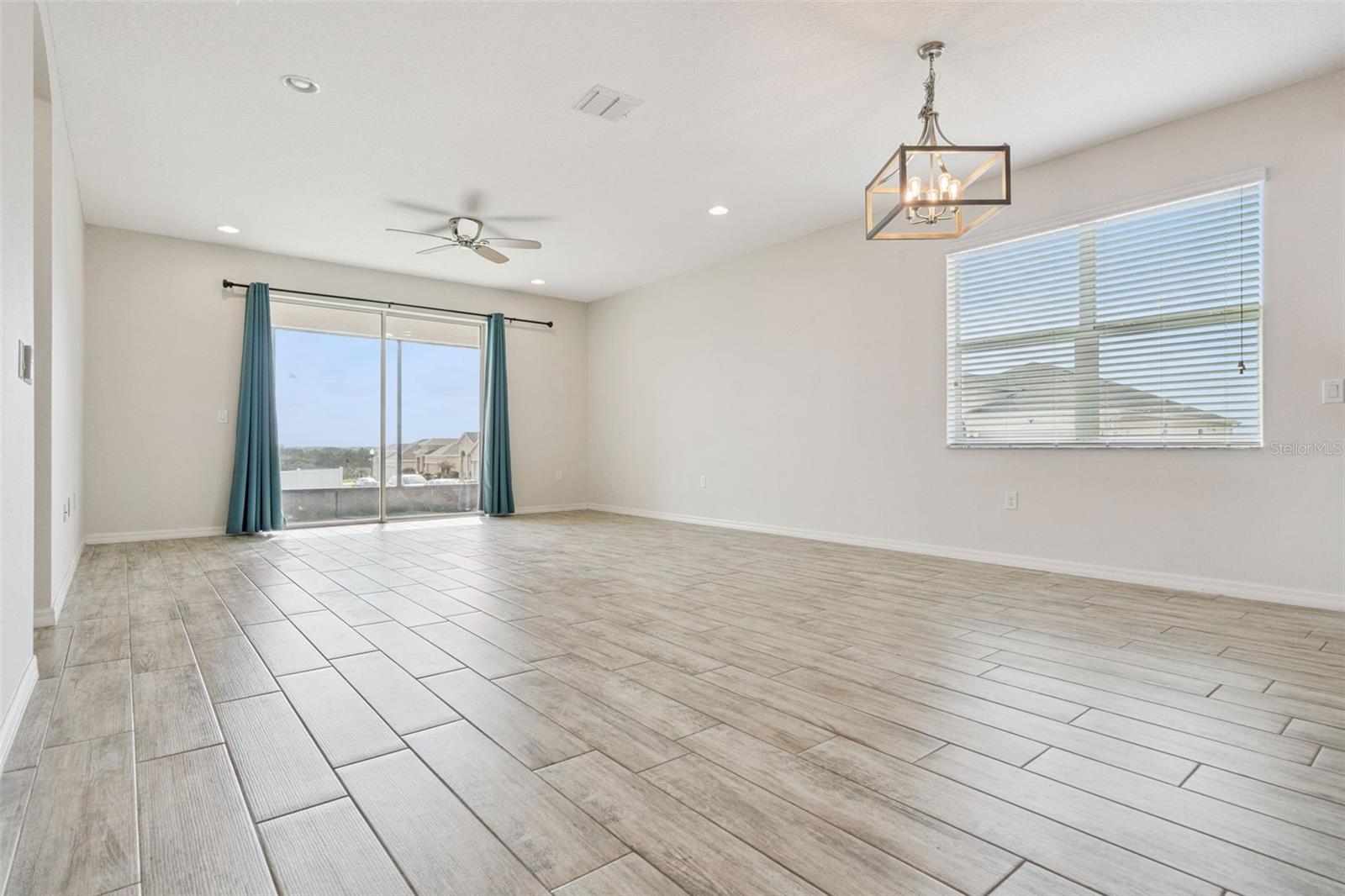 CARLISLE GRAND PH 2 - Residential