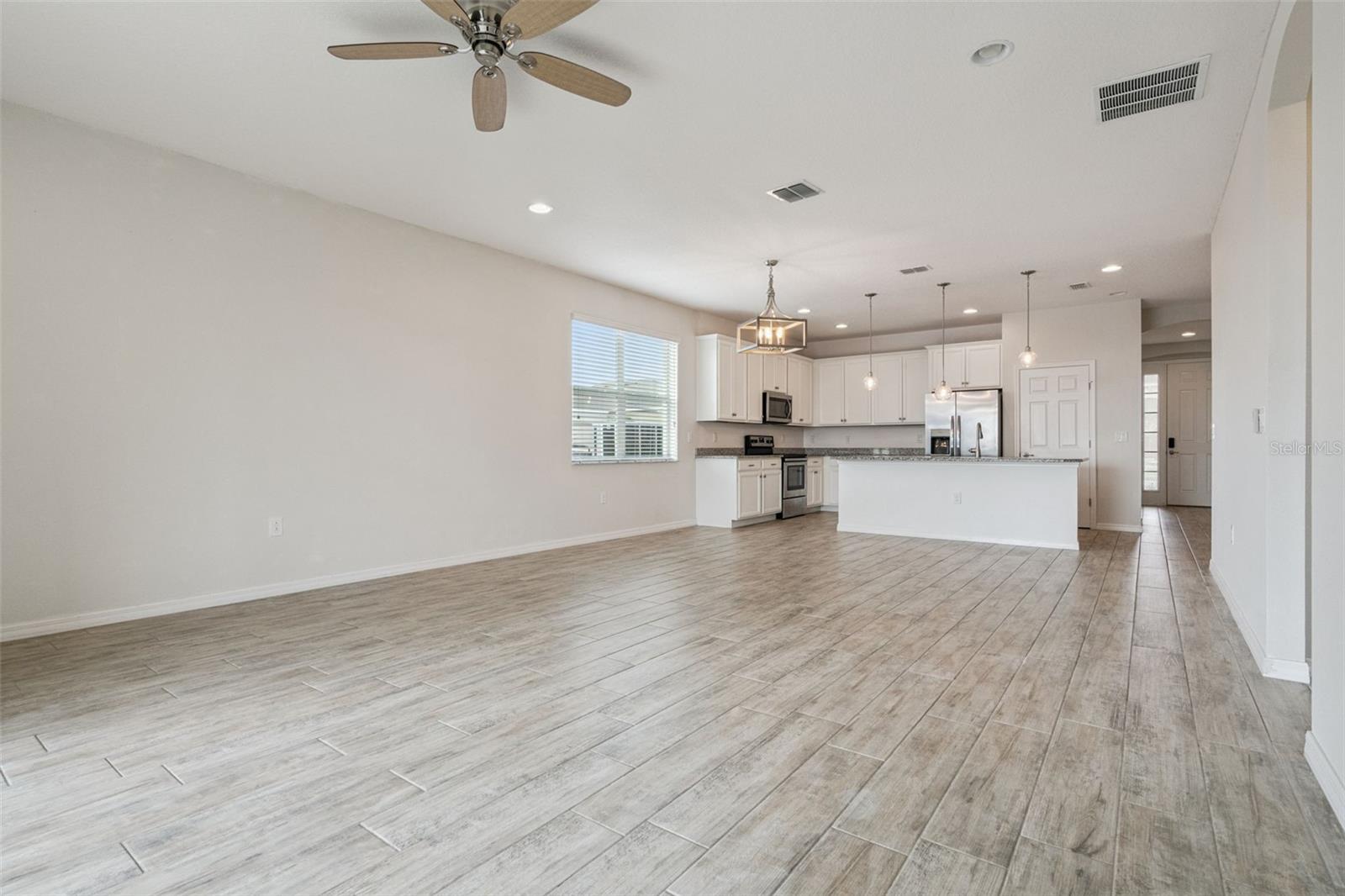 CARLISLE GRAND PH 2 - Residential