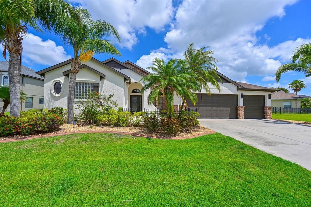 Photo of 12644 20th Street E, Parrish, FL 34219 (MLS # A4653357)