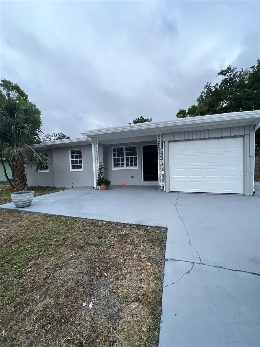 HILLCREST - Residential