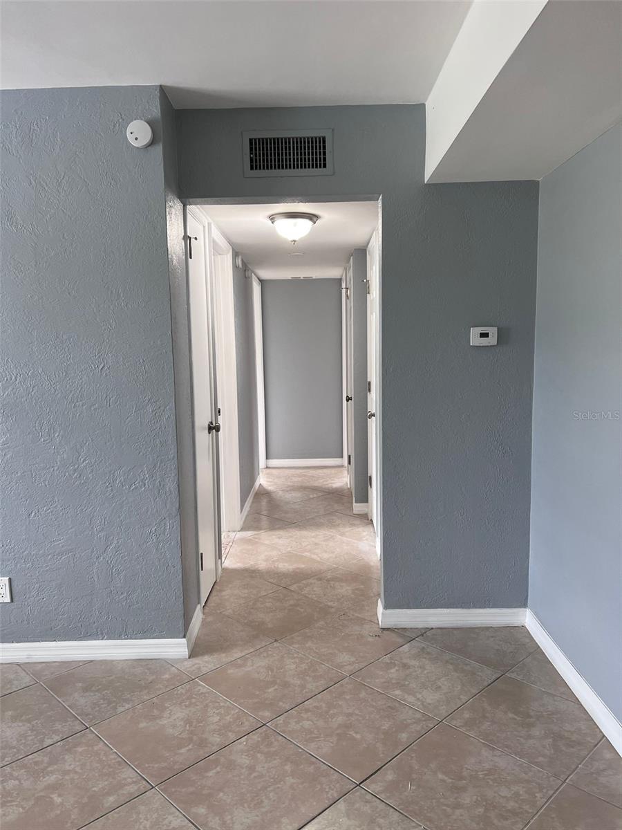 HILLCREST - Residential