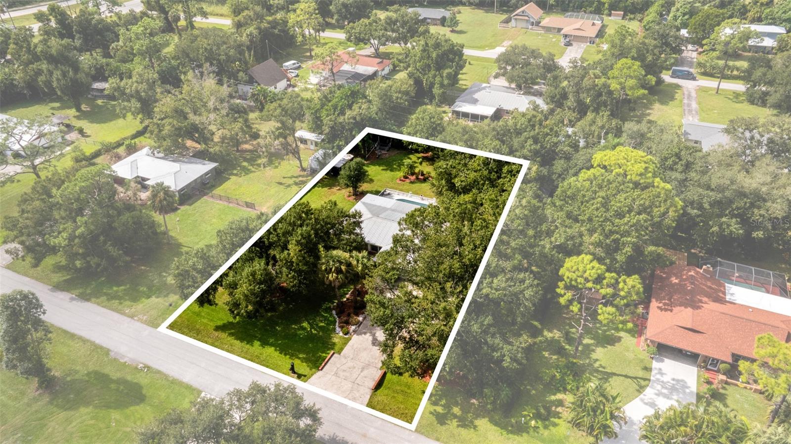 COLONIAL ACRES - Residential