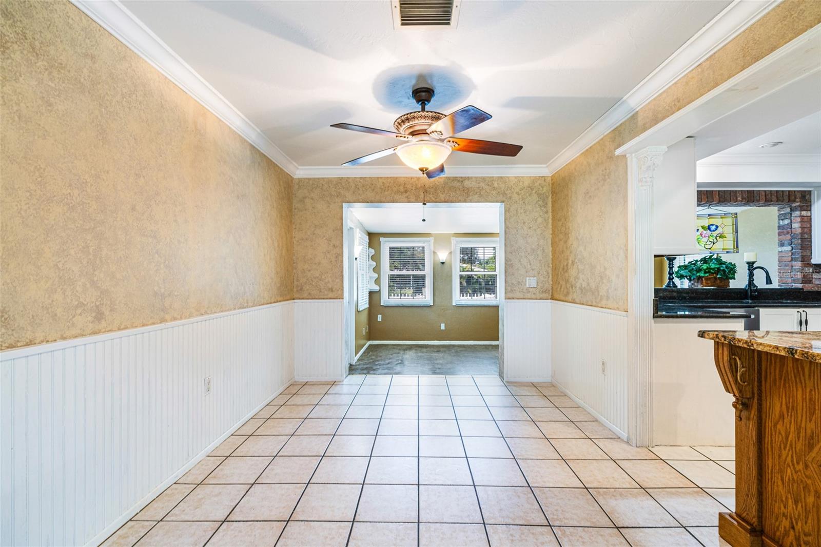 COLONIAL ACRES - Residential