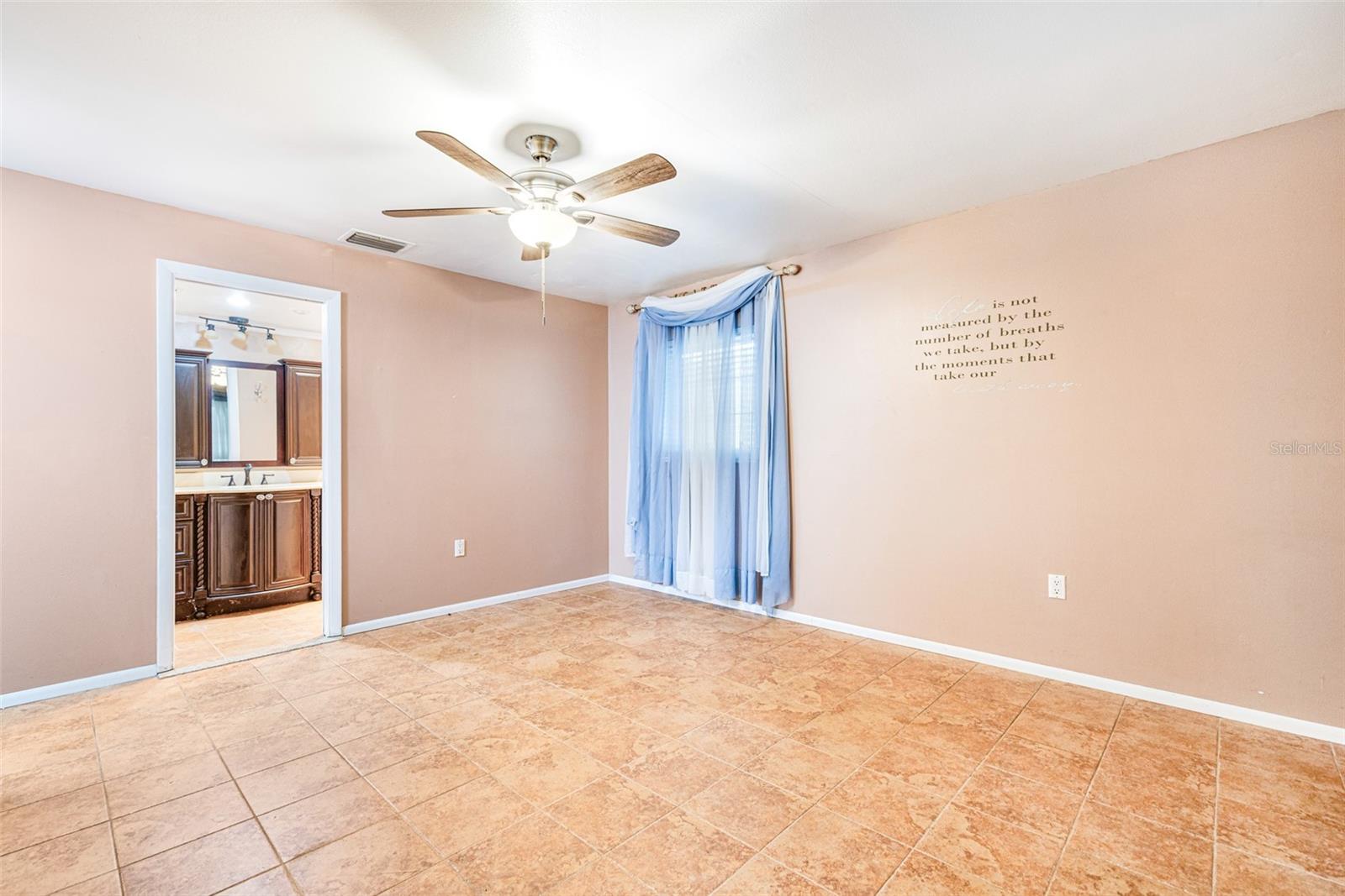 COLONIAL ACRES - Residential