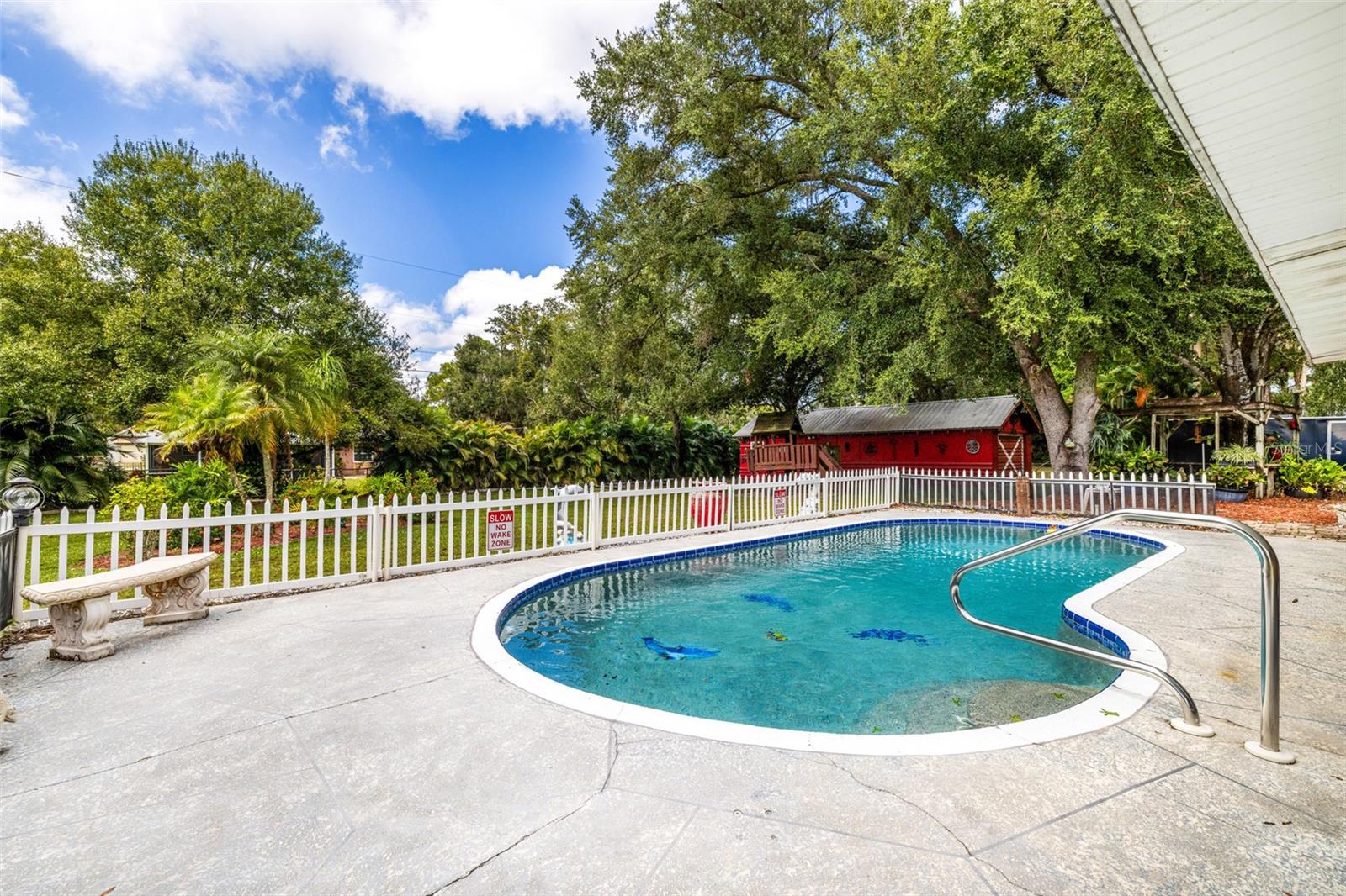 COLONIAL ACRES - Residential