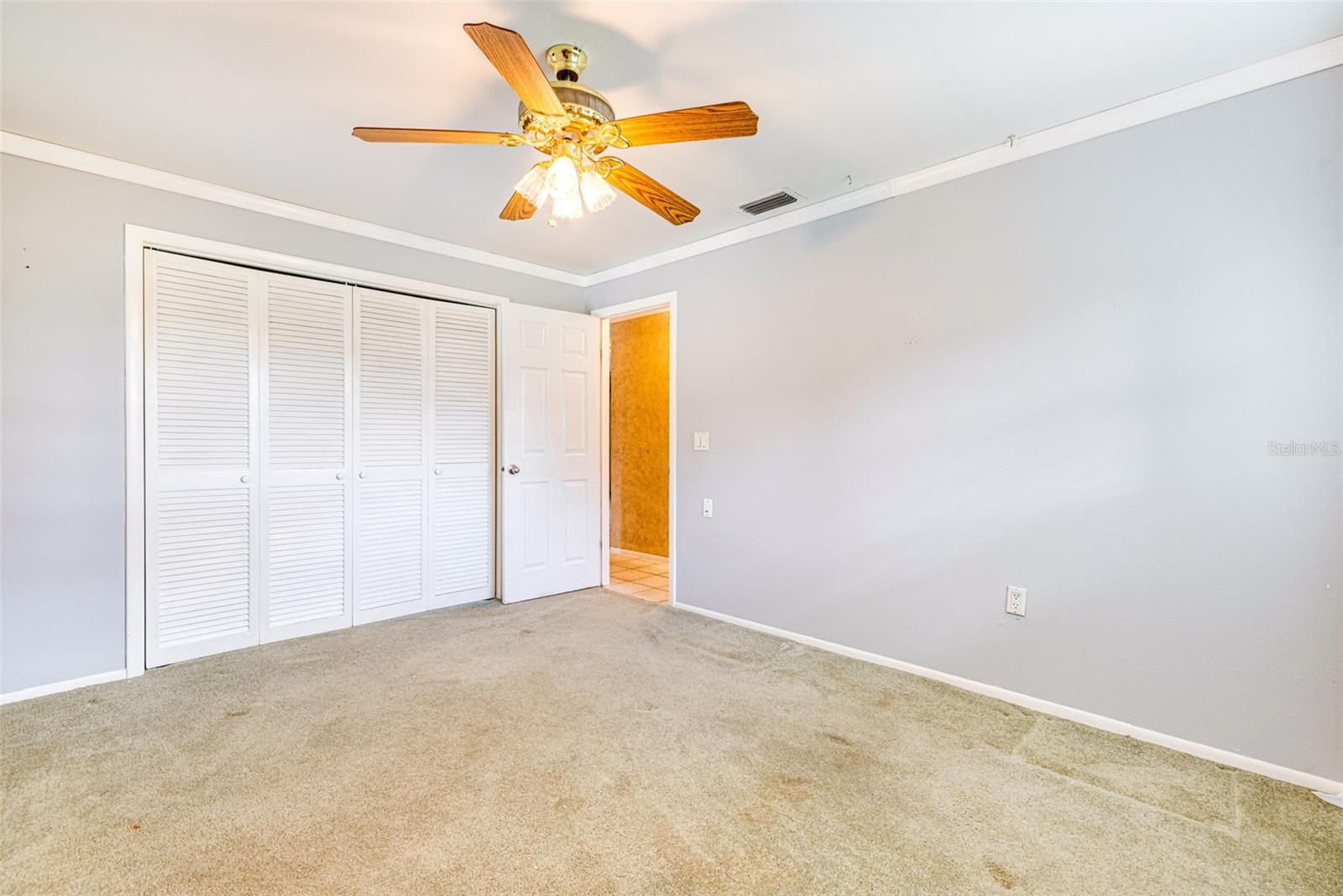 COLONIAL ACRES - Residential